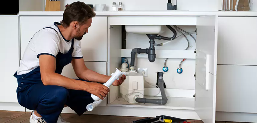 Plumbers for Frozen Pipes in Ives Estates